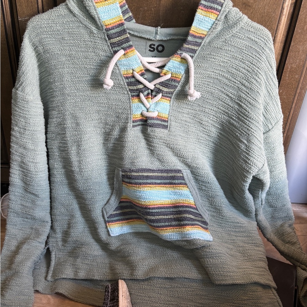 SO cropped hoodie